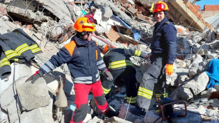 През изминалия ден бяха спасени общо 9 души 212 часа