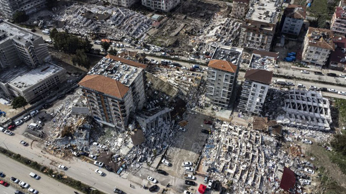 В Хатай гледката е потресаваща. Няма една цяла града. Малкото