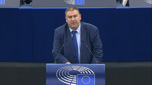 Евродепутатът Емил Радев настоя за спешна подкрепа и повече евросредства за мигрантската криза