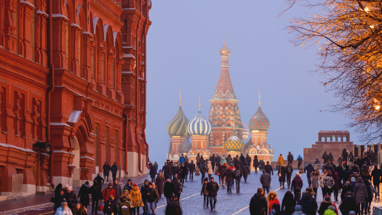 Cisco се оттегли от Русия, но не съвсем
