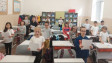 Точно в 12 ч. учениците от ОУ "Христо Ботев" във Варна рецитираха "Обесването на Васил Левски"
