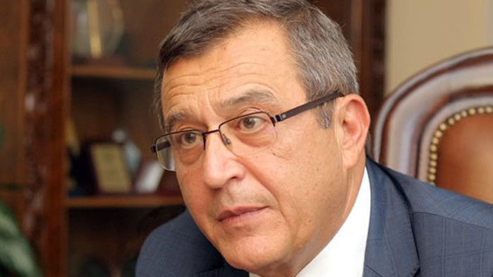 Около 1800 лв. трябва да е минималната работна заплата при