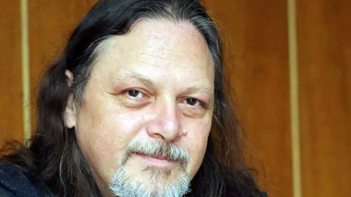 От профила във Фейсбук на политическия PR Нидал Алгафари Приятели,