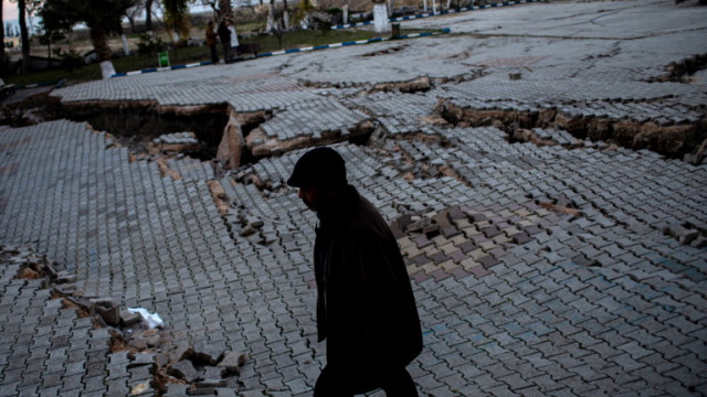 Повече от 46 000 души са вече жертвите от земетресението