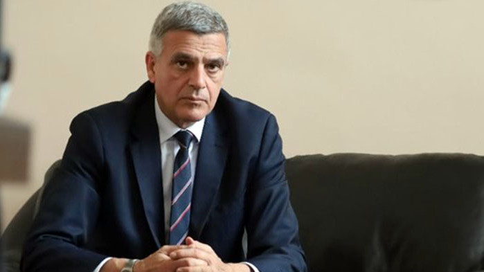 Проблемът с мигрантската криза е комплексен и е от години.