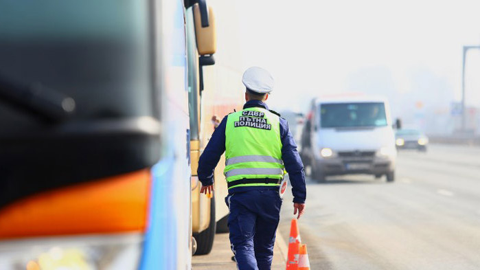 Полицията засече 24 пияни и 15 дрогирани шофьори за ден