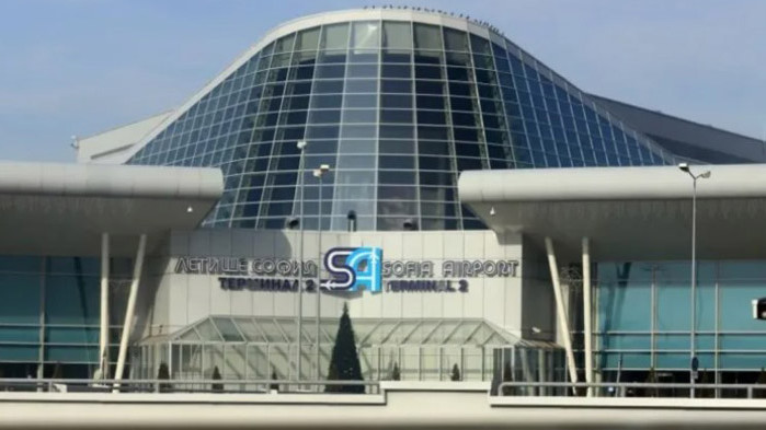 На Летище-София има дефицит на работници, които да сортират багажа