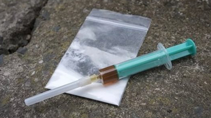 Хванаха 16-годишен ученик с хероин