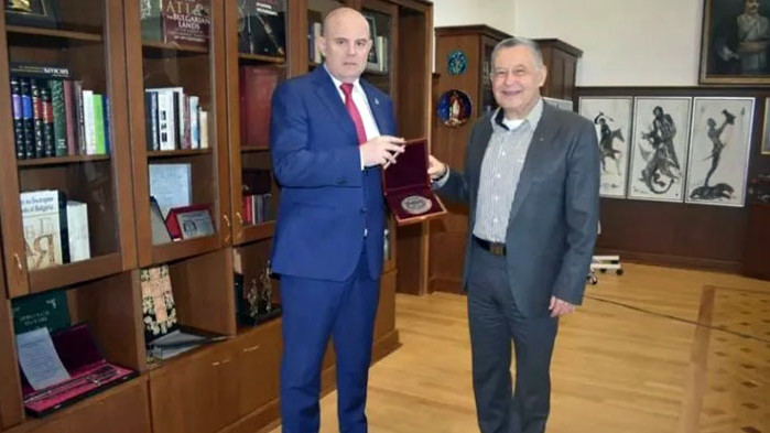 Отличието е за принос в укрепването и развитието на сътрудничеството