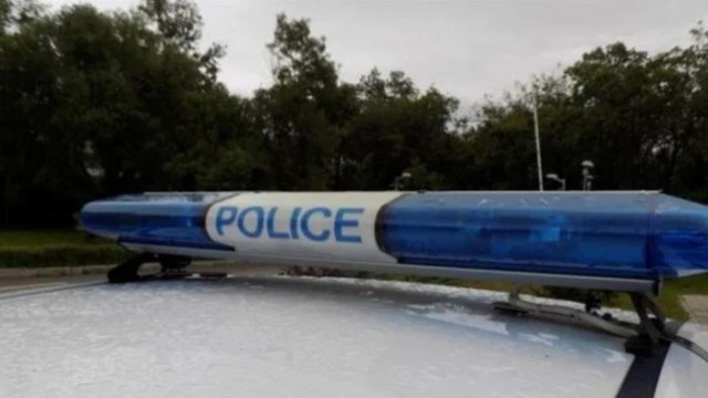 Задържаха полицай в София заради подкуп