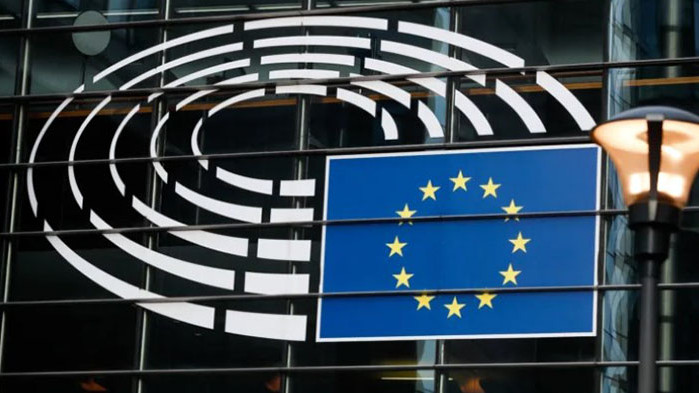 ЕС одобри десетия пакет санкции срещу Русия