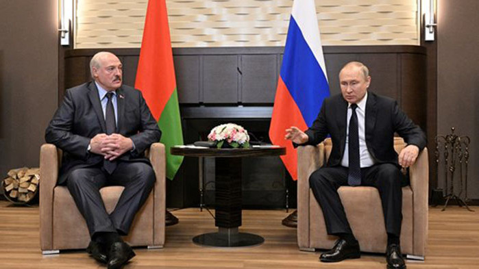 Беларуският президент Александър Лукашенко заяви, че е провел дълъг разговор