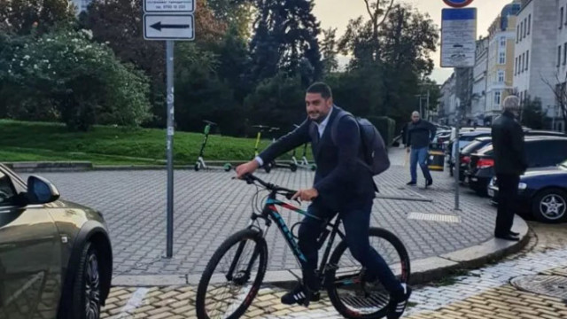 Христо Гаджев вдигна сватба видя Трибюн в социалните мрежи Той