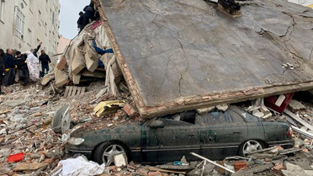 Турското правителство обеща да накаже опортюнистите, възползващи се от земетресенията