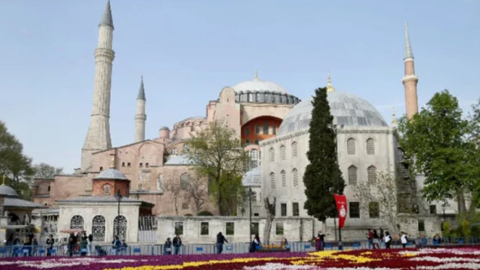 Турция пусна програма за евтин първи дом“, насочена към хората