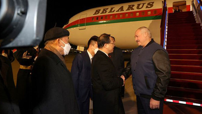 Беларуският президент Александър Лукашенко предложи на Китай по-интензивни отношения с