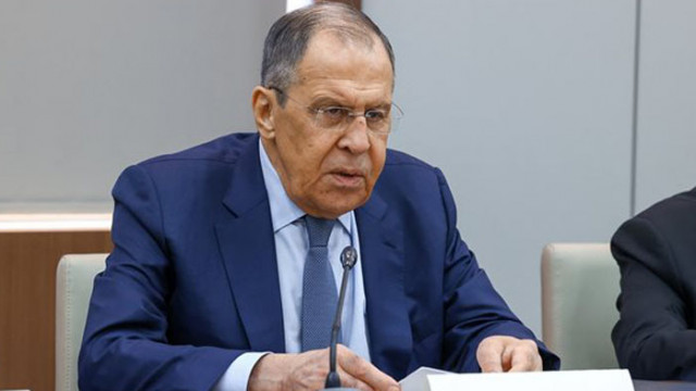 Руският външен министър Сергей Лавров който пристигна от Баку в