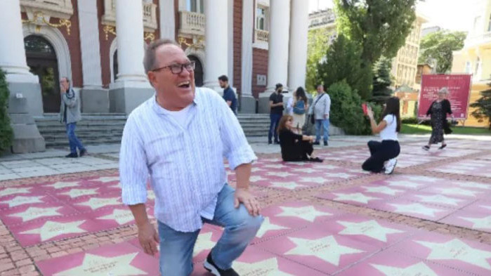 От 47 години съм актьор на щат в Народния театър