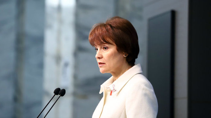 Централната избирателна комисия реши още, че гласуването с хартиена бюлетина