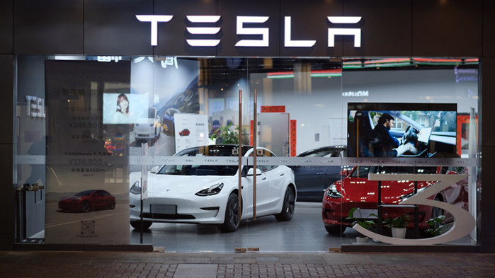Акциите на Tesla са изключително популярни сред индивидуалните инвеститори. Въпросът