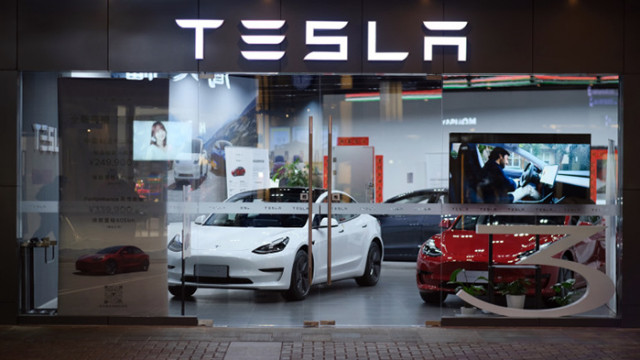 Акциите на Tesla са изключително популярни сред индивидуалните инвеститори Въпросът