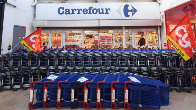 Франция сключи споразумение срещу инфлацията с част от големите вериги