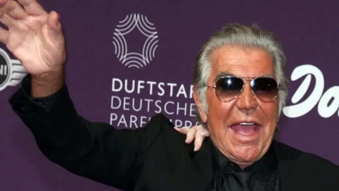 На 82 години моденият дизайнер Роберто Кавали стана баща за шести път