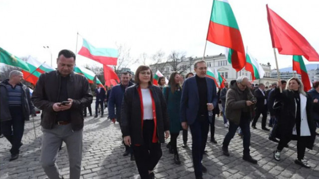 Партия завладяла България и наложила престъпен режим защитава папаметник на окупационна армия