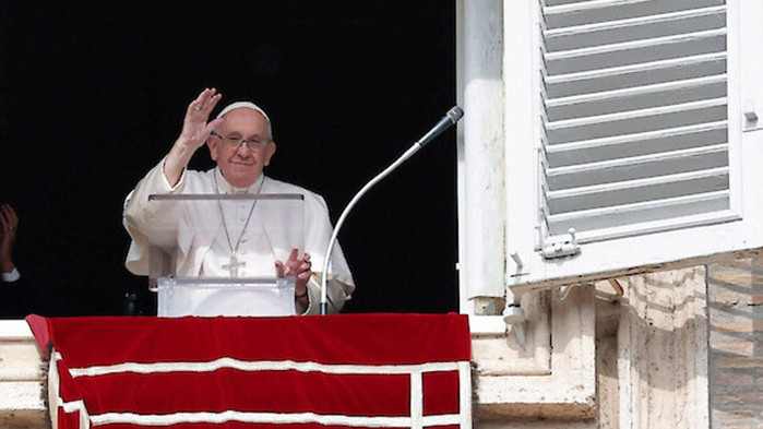 Папа Франциск отбелязва 10-годишнината начело на Католическата църква в понеделник