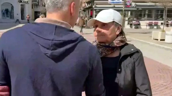 Възрастна жена към Гюров: Няма да гласувам за вас, вие сте леви, разединихте България!