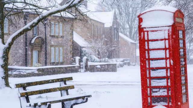 Бурята Лариса донесе снежен хаос във Великобритания