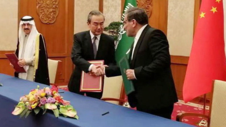 След 40 г. напрежение Иран и Саудитска Арабия се прегръщат с помощта на Китай