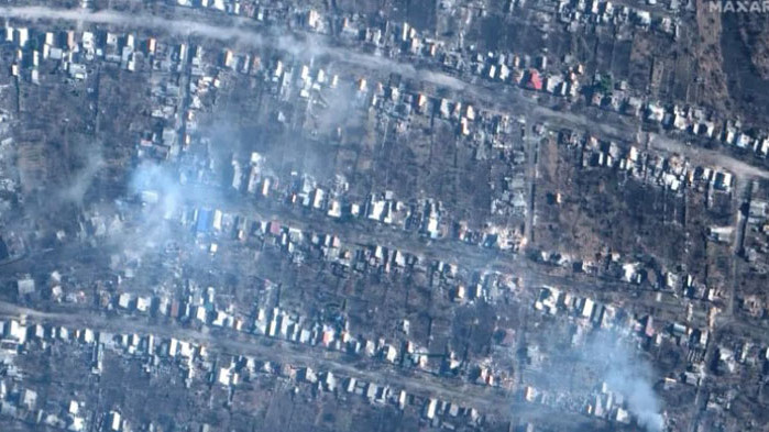 „Франс прес”: Фосфорни боеприпаси са били изстреляни по град в непосредствена близост до Бахмут