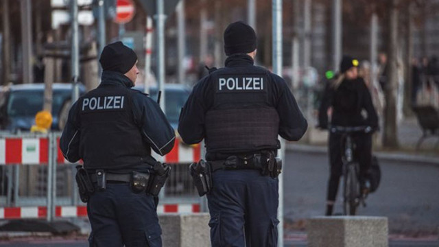 Германската полиция проведе днес голяма операция срещу група заподозрени за