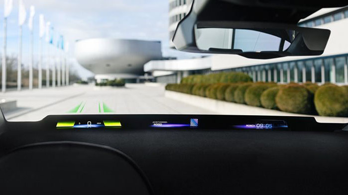 BMW Panoramic Vision - новият head-up дисплей по цялата ширина