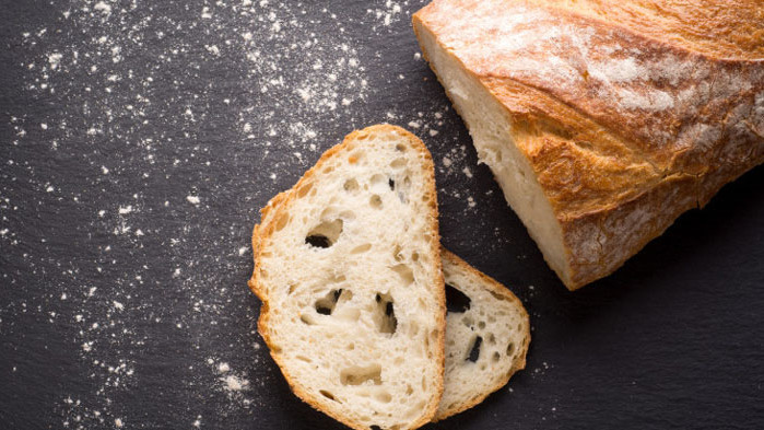 Никой не е по-голям от хляба гласи народната мъдрост. И