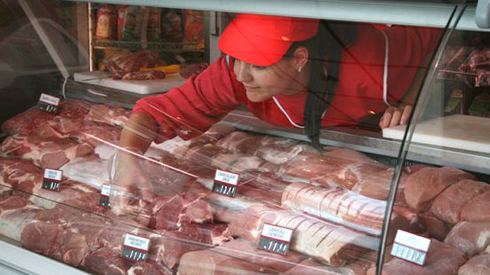 През последните месеци свинското от производител се предлага по-евтино, но