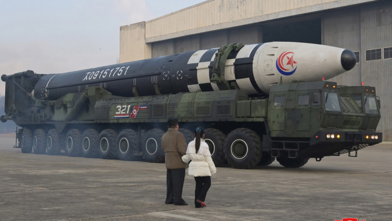 Севернокорейският лидер Ким Чен Ун призова страната да бъде готова да