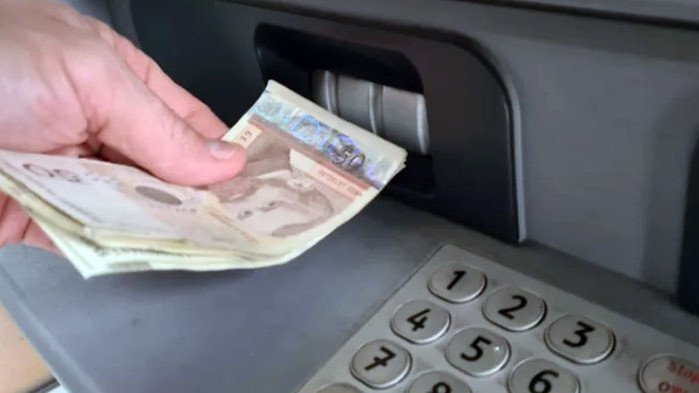 След 15 години увеличиха двойно дневните пари при командировка в България