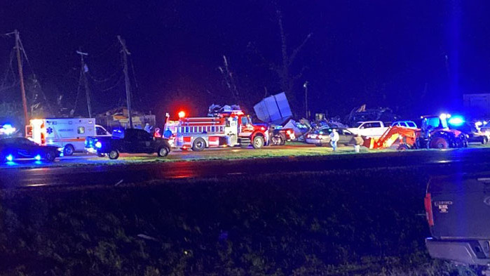 Торнадо в Мисисипи отне живота на най-малко 21 души. Телевизионната