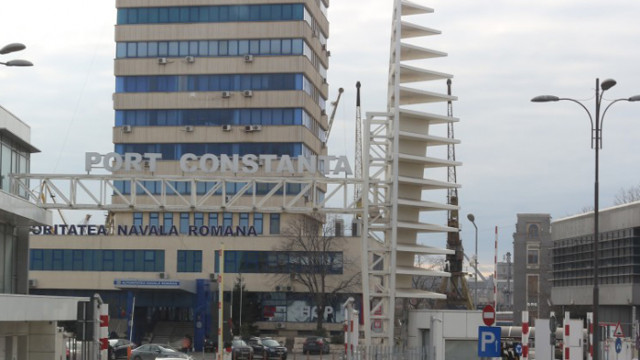 Българските моряци от задържаните кораби в Констанца са разпитани
