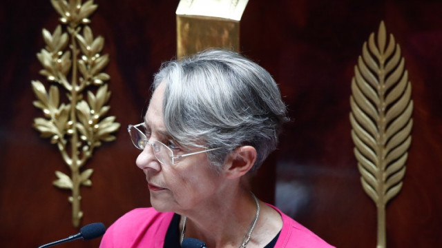 Френският премиер Елизабет Борн планира да се срещне с опозиционни лидери