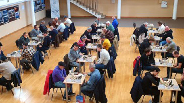 Приятелската среща между шахматните клубове на побратимените градове Варна и