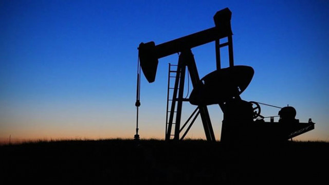 Русия успешно е пренасочила целия петрол засегнат от западното ембарго