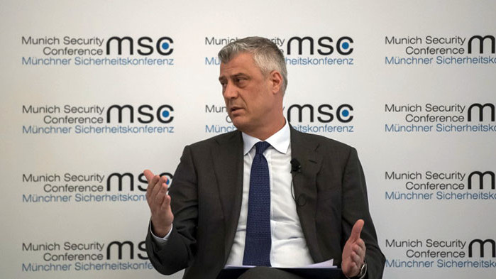 Хиляди се събраха в столицата на Косово Прищина в неделя, за