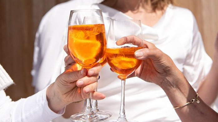 Ново изследване на Американската медицинска асоциация опровергава митовете за алкохола.