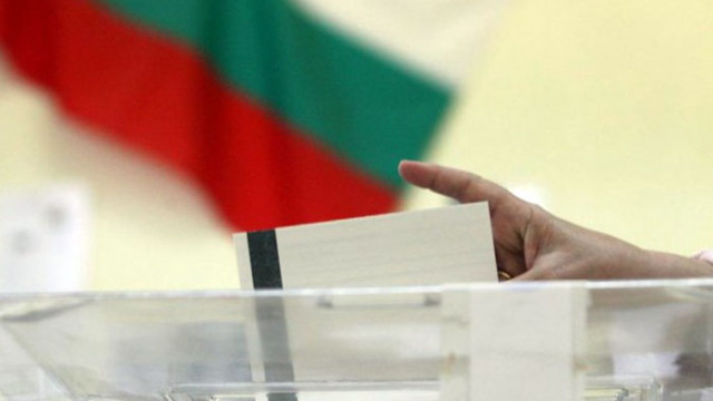 Коалицията на Продължаваме промяната и Да България изостава с 8