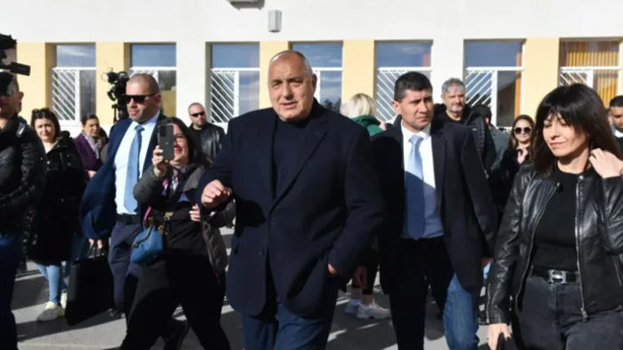 Лидерът на победилата партия ГЕРБ Бойко Борисов не е на