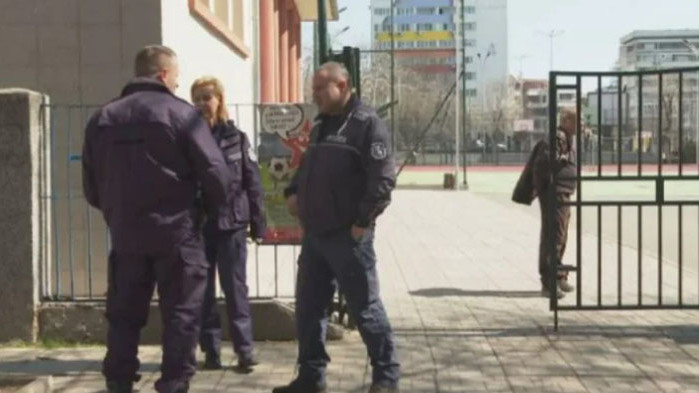 Сигнали са получени и в няколко от университетите в столицата