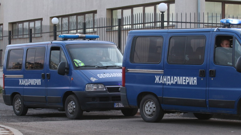 Автомобил, издирван от Шенген, откриха в Перник